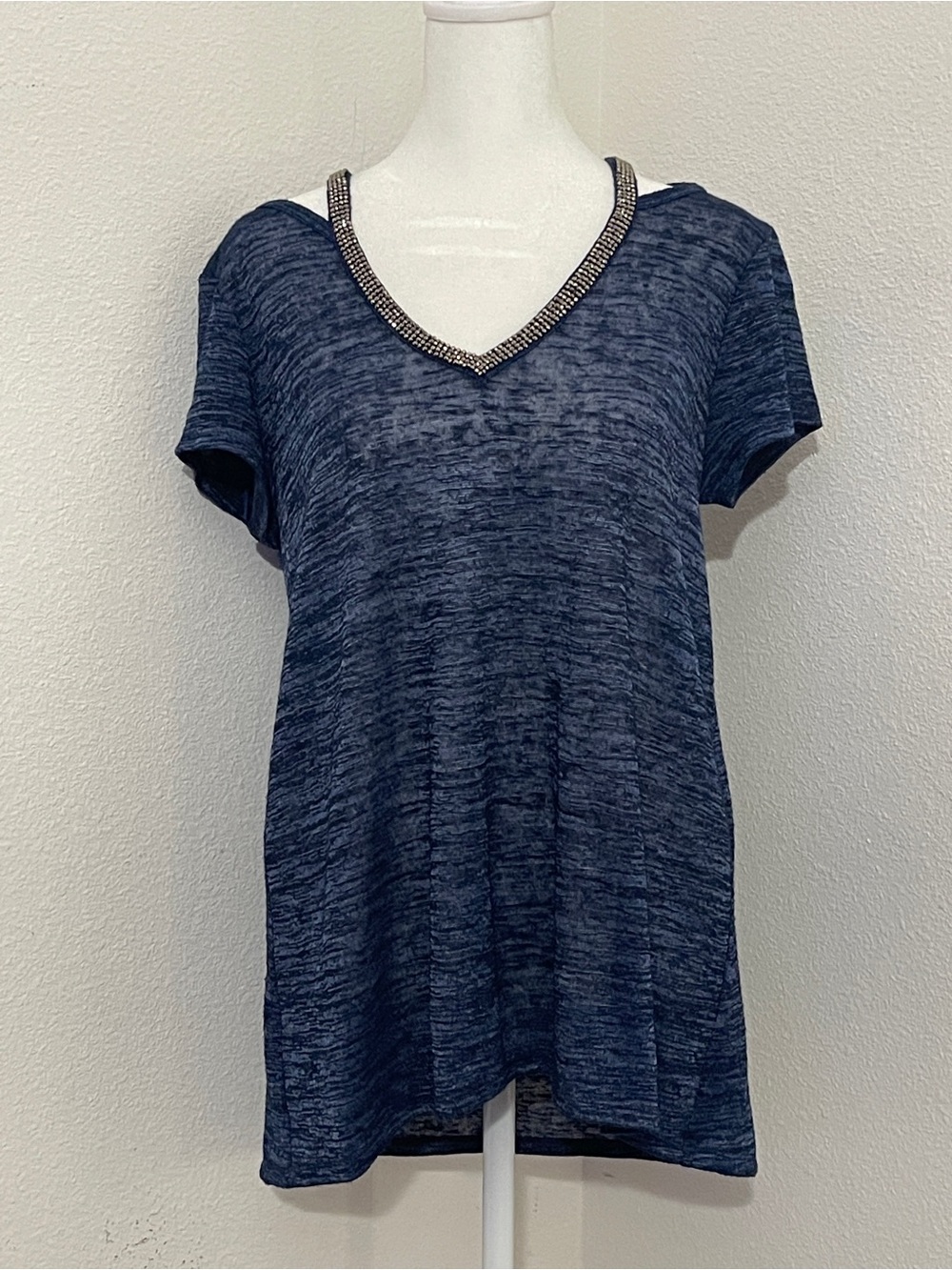Juicy Couture Blue Beaded V-Neck T-Shirt Medium Embellished Heathered Knit Top